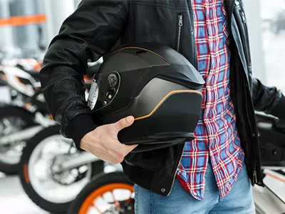 バイク保険の契約は2台目以降も必要？複数台契約の注意点や割引 